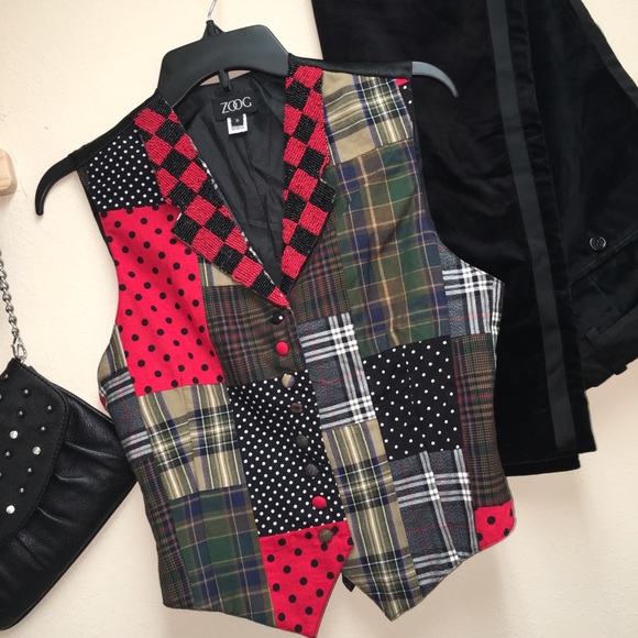 ZOOG Tuxedo Vest Red Black Beaded Collar Patchwork - Picture 6 of 8